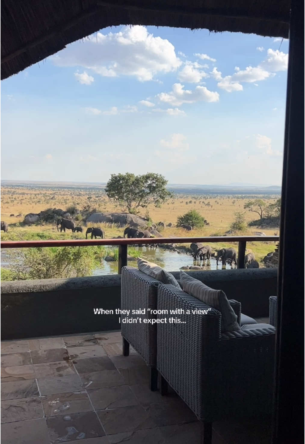 @Aimee Bell - Travel & Life