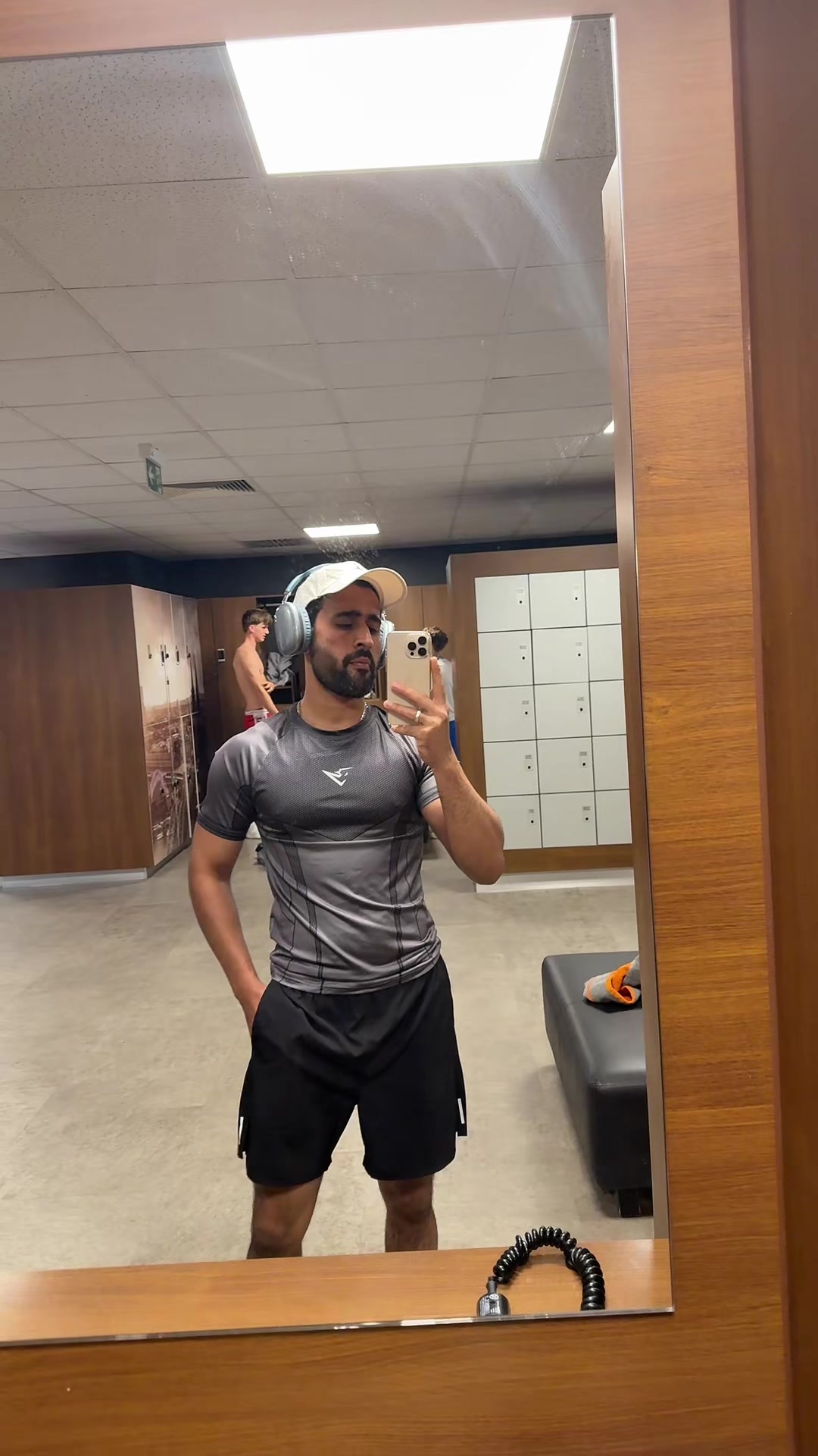 @fahadzia official 🇵🇰🇩🇪