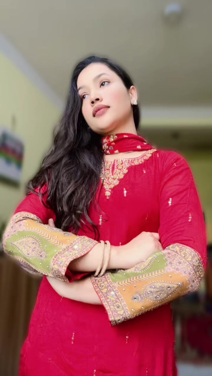 @Jharana✨