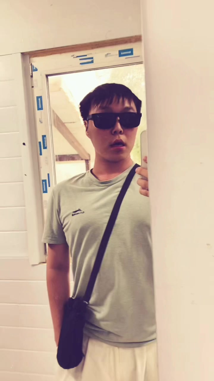 @Nu