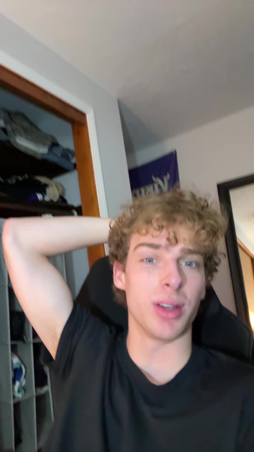 @kinyoihe