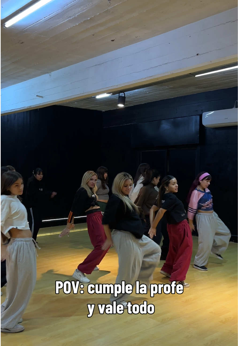 @Atelier - Escuela de danza