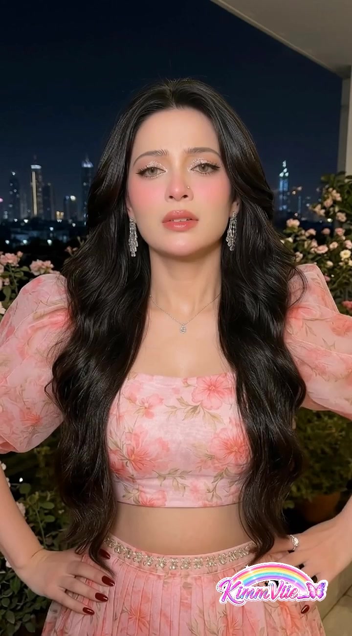 @KimmViie_🦋
