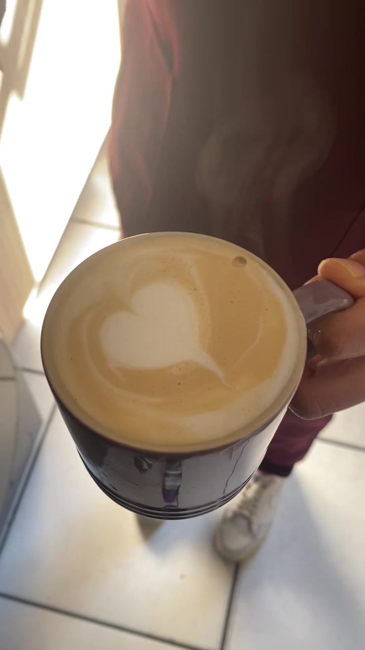 @PrettyyLittleLattes