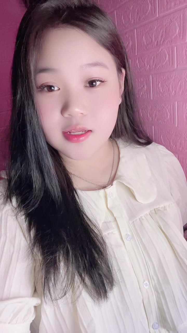 @Th&uacute;y hằng🫧