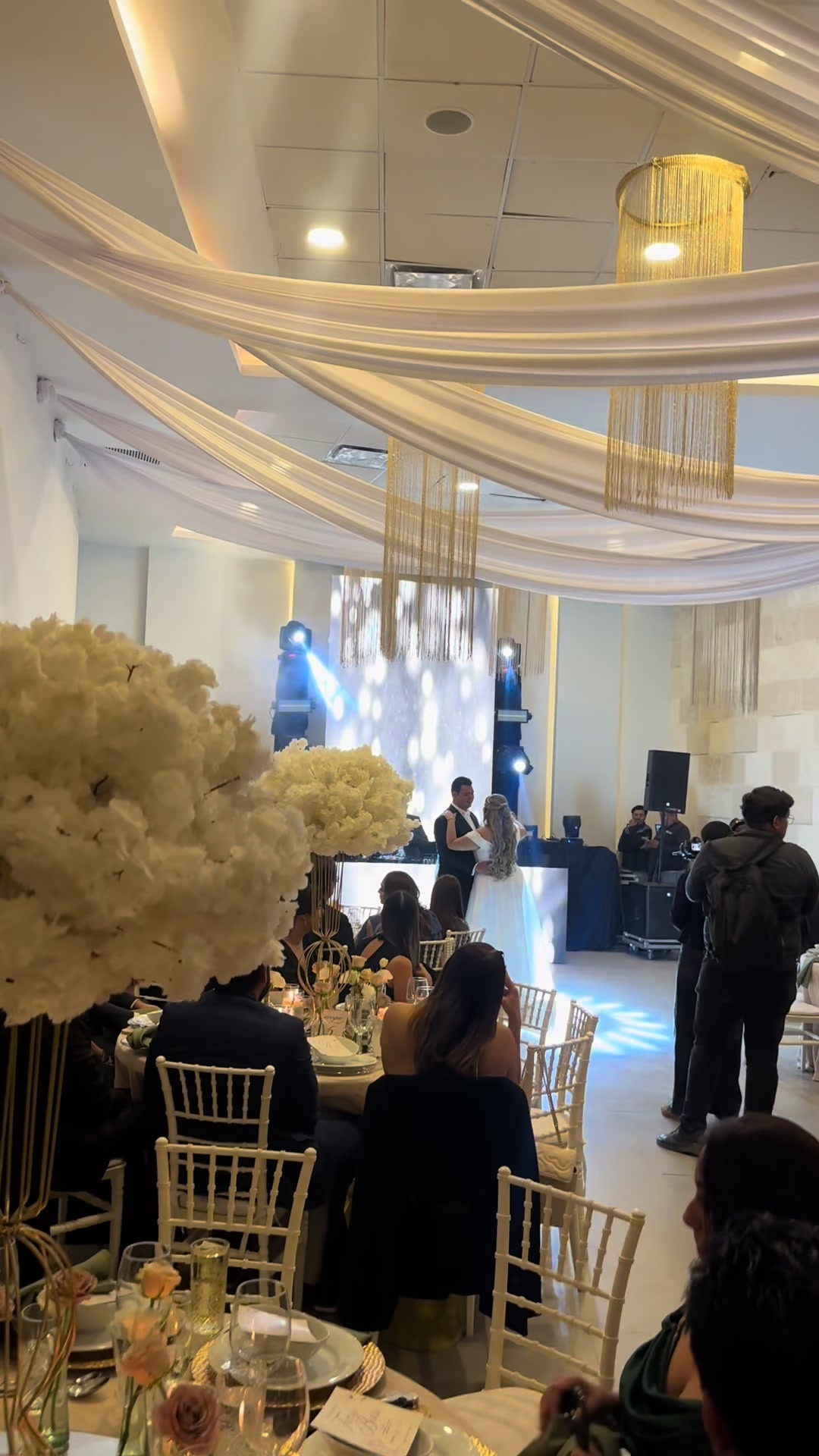 @Monik Jara wedding planner