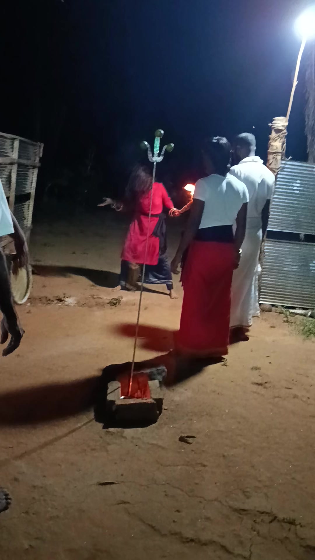 @නිලුකා ගුරු මෑණියෝ 🙏🙏🙏🙏
