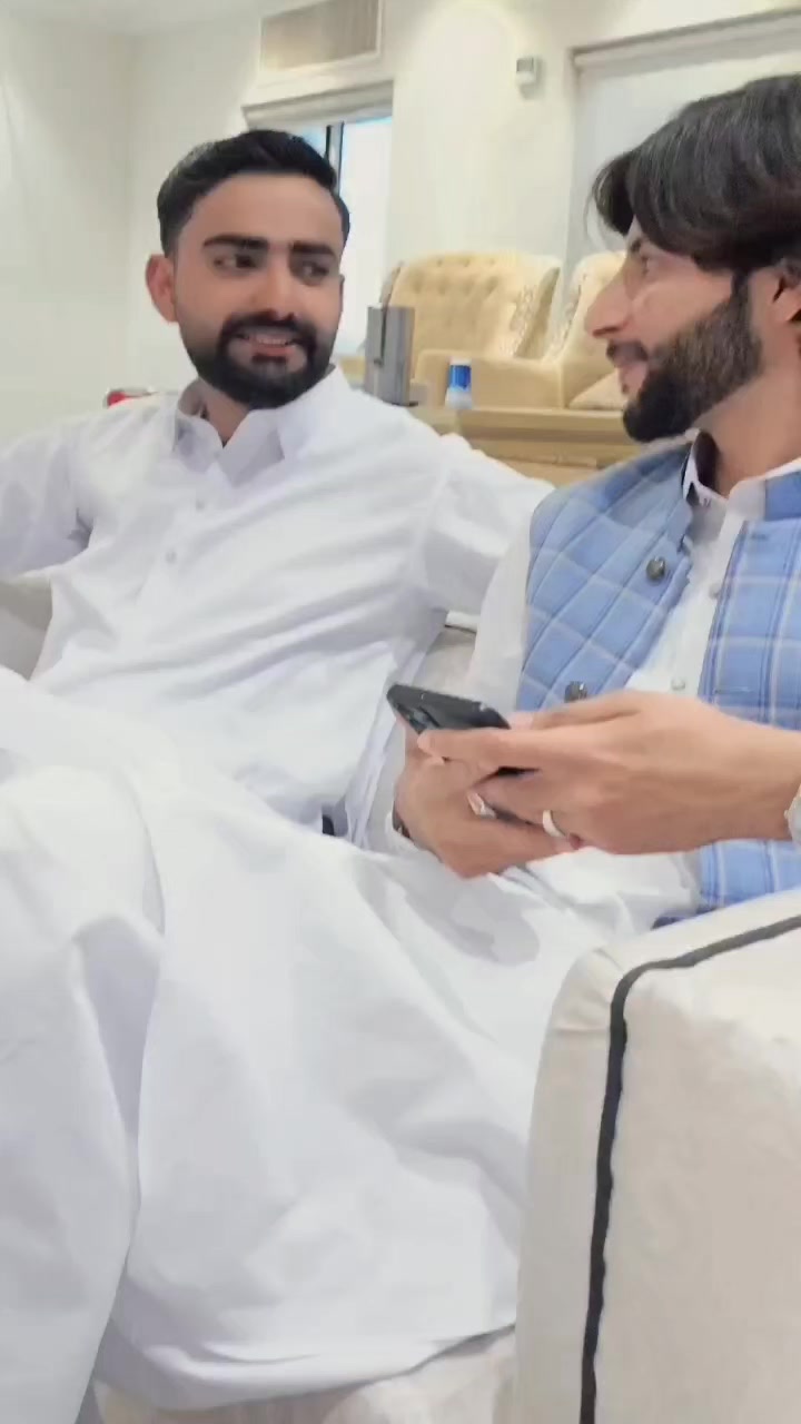 @🔥راجہ شجر نگیال👑