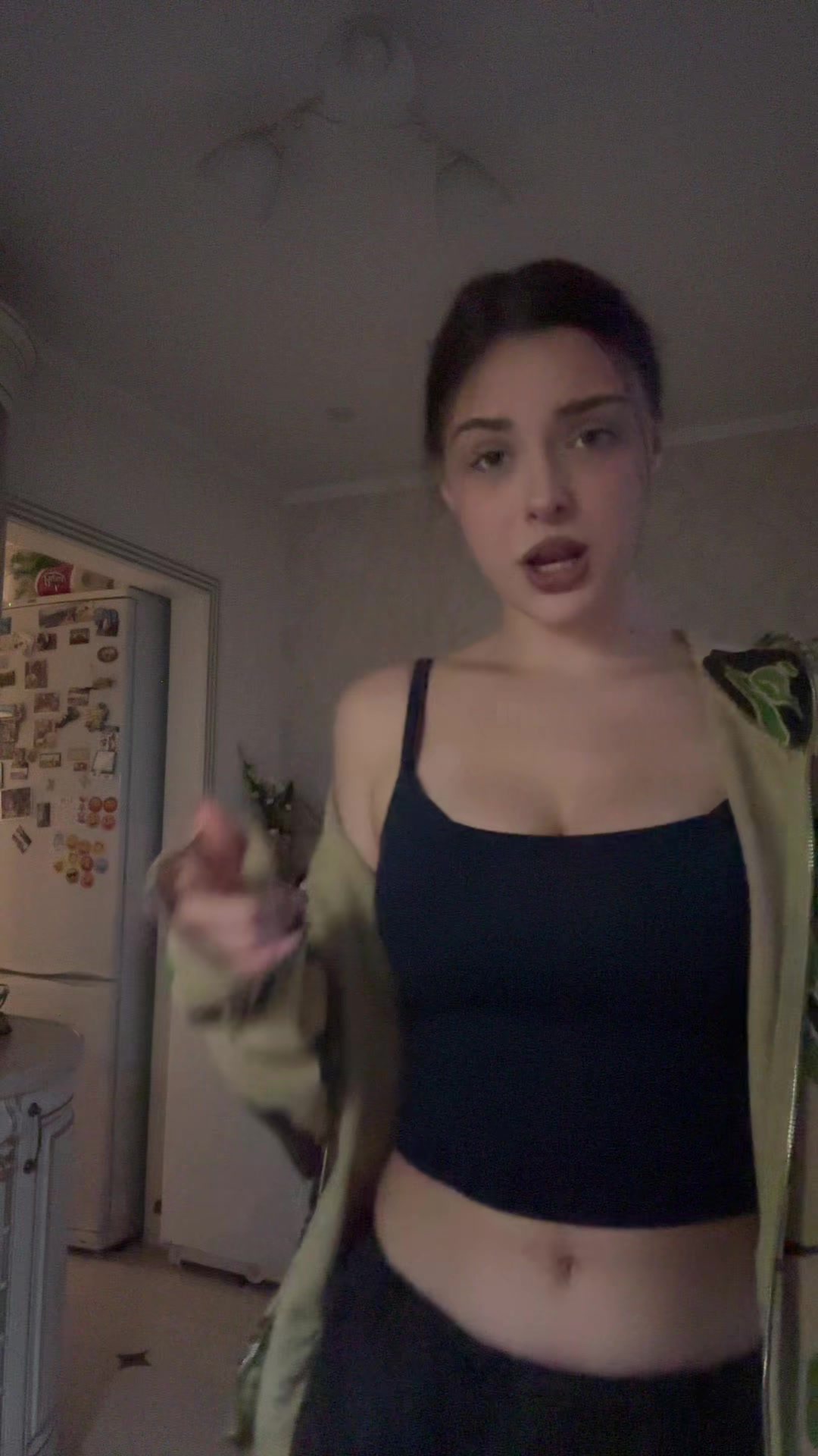 @аневикс