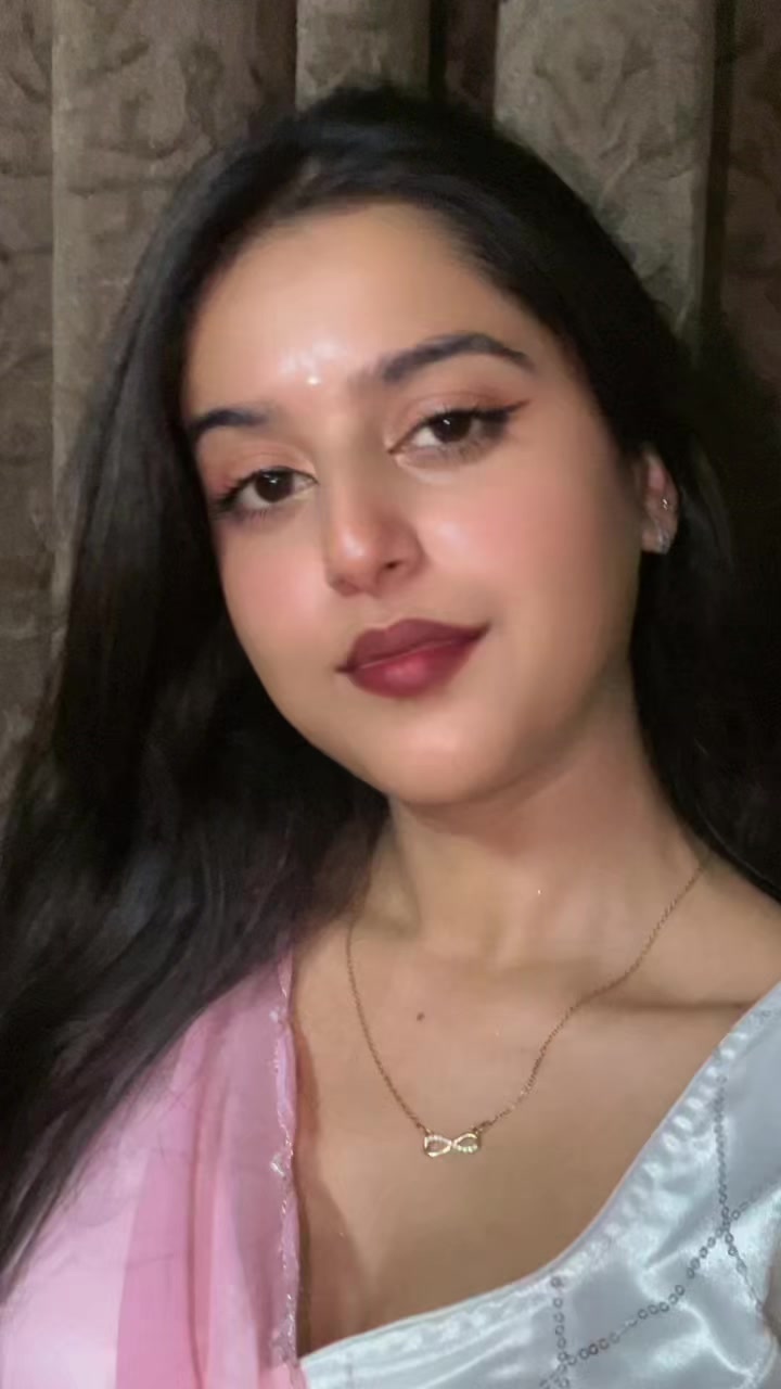 @Preeya Zhaa💫❤️