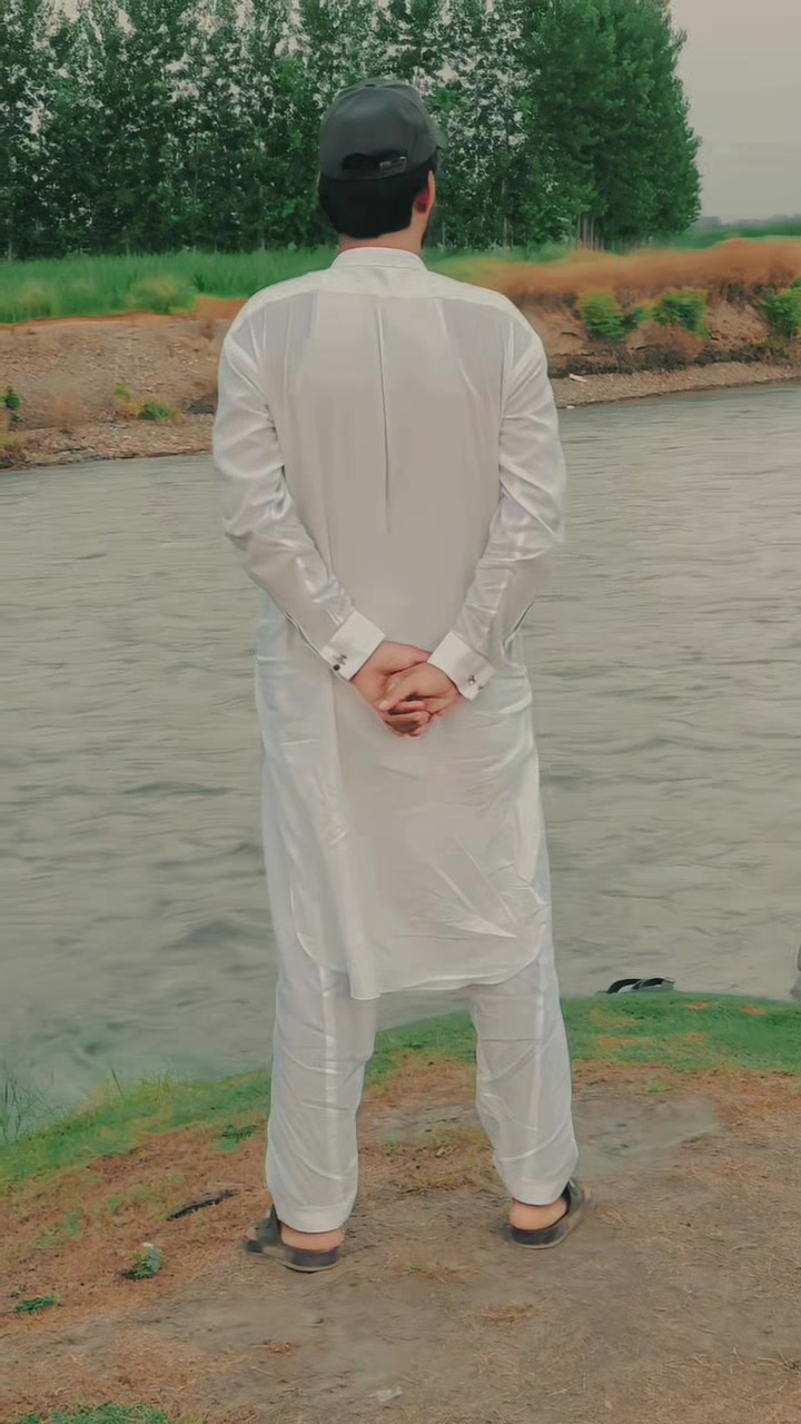 @+｡:.ﾟヽ(*&acute;M)ﾉﾟ𝙄ḅ𝚛𝒂𝚛ﾟ.:｡+⇜