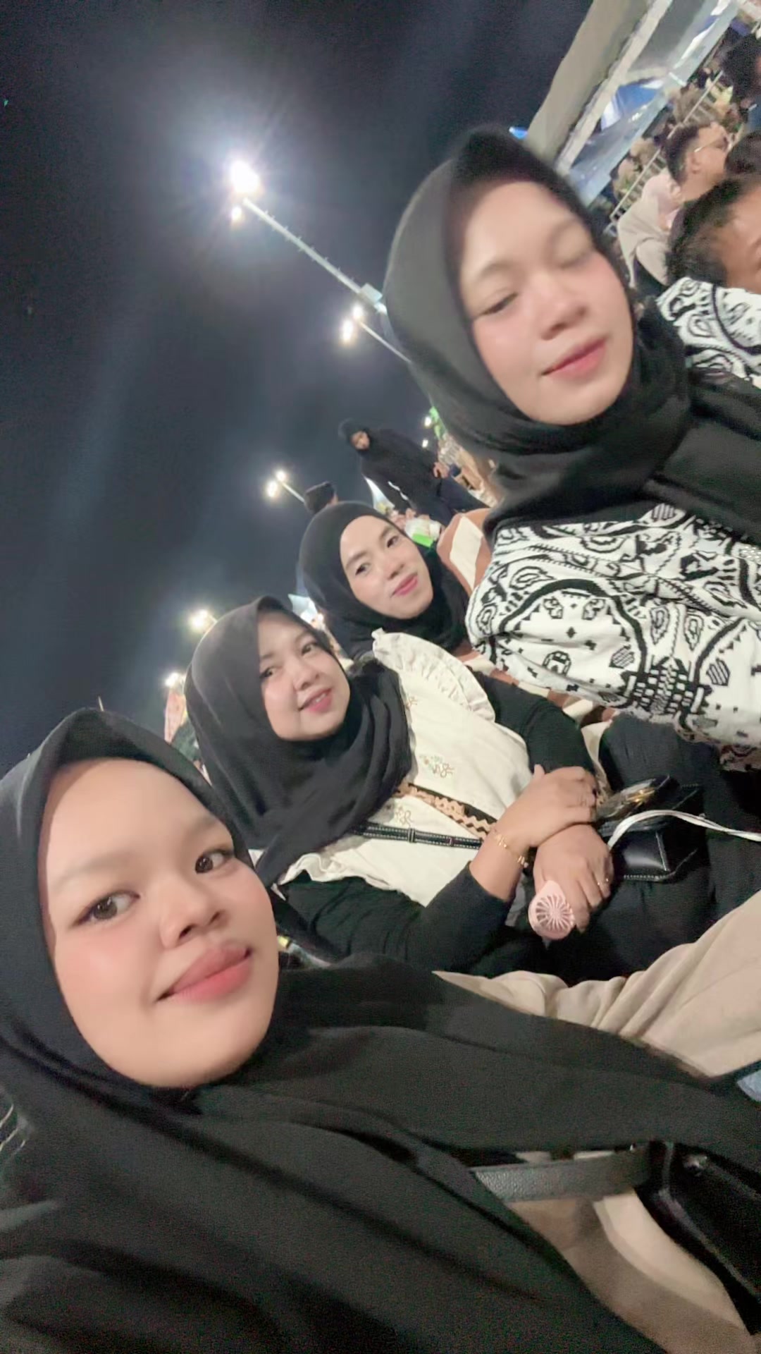 @Desy