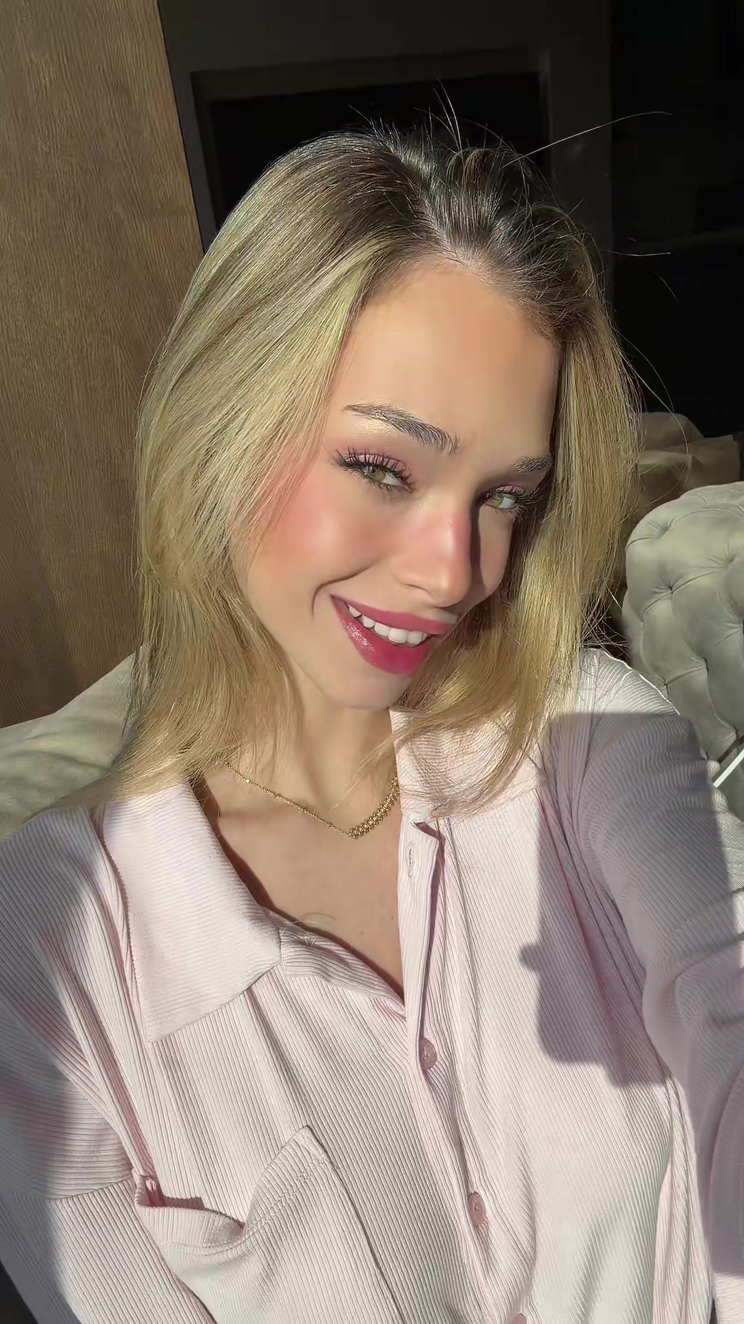 @aylotalkss