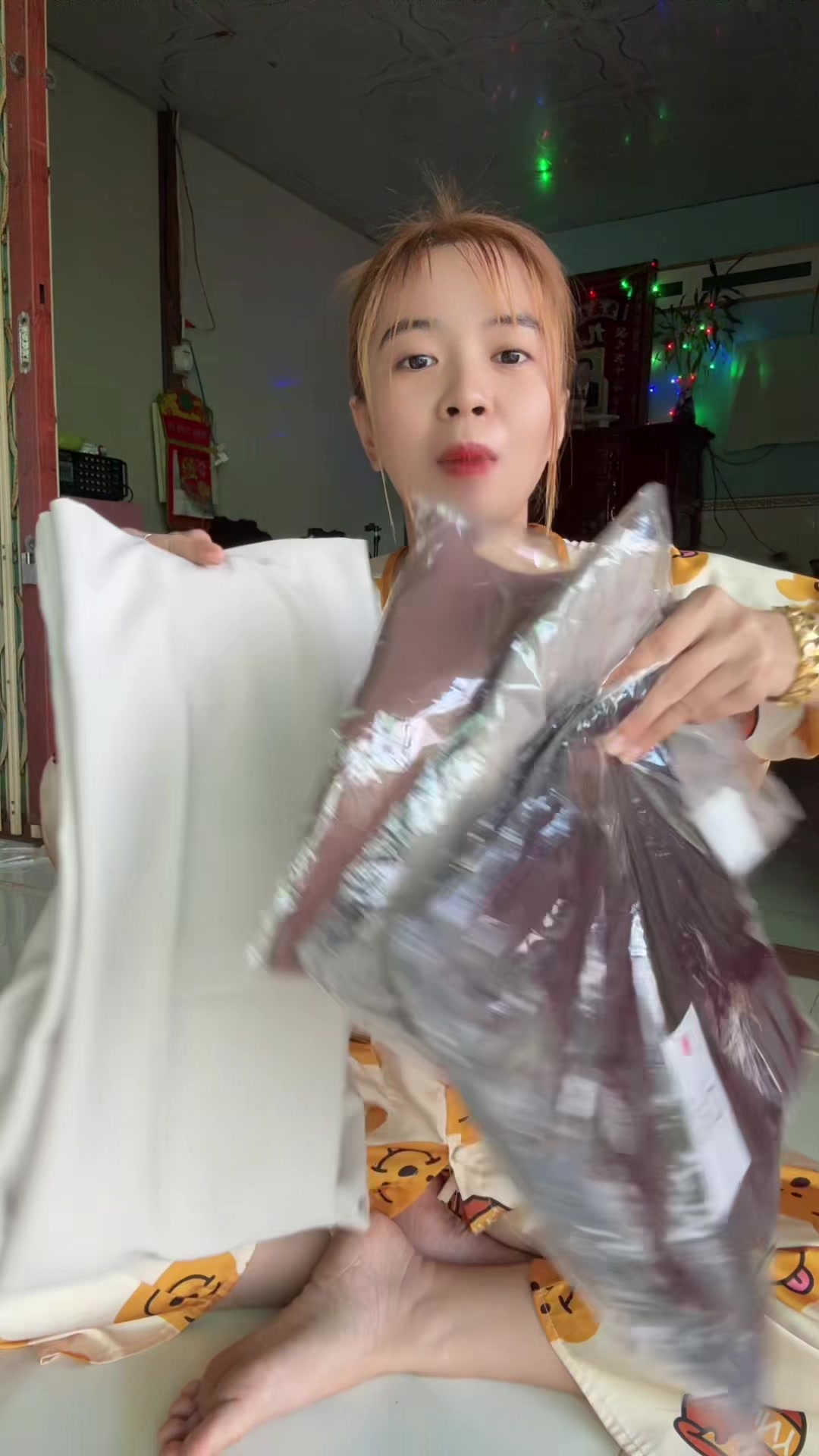 @Em Cẩm N&egrave;