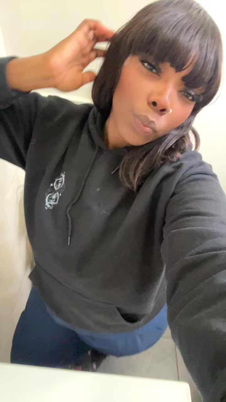 @simonelove