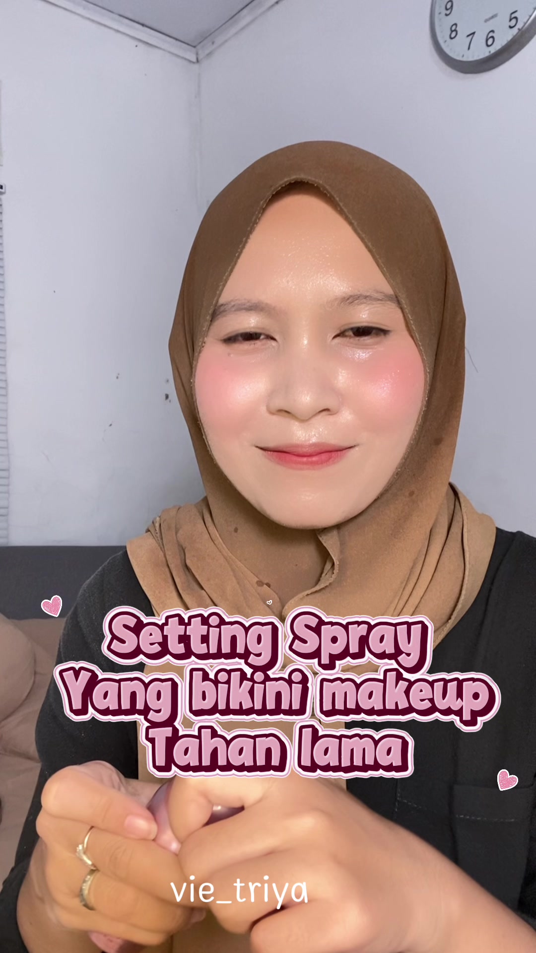 @vie_triya