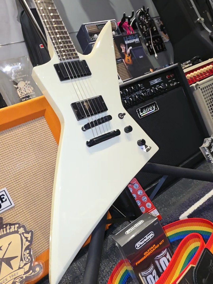 @davisguitar1989