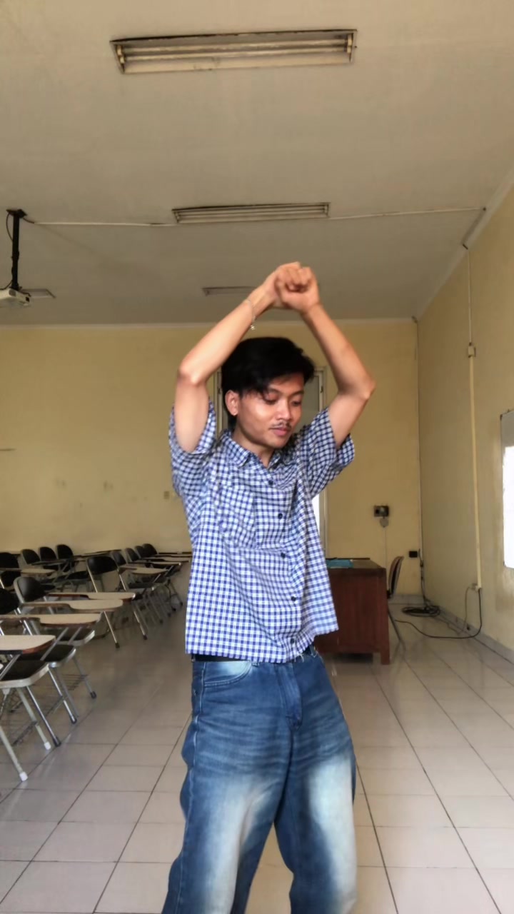 @Inisial F 👾