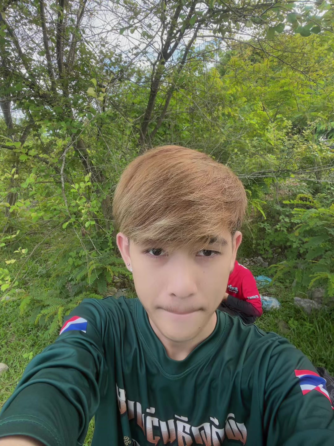 @Ai. ๐๐ปโ๏ธโก๏ธ