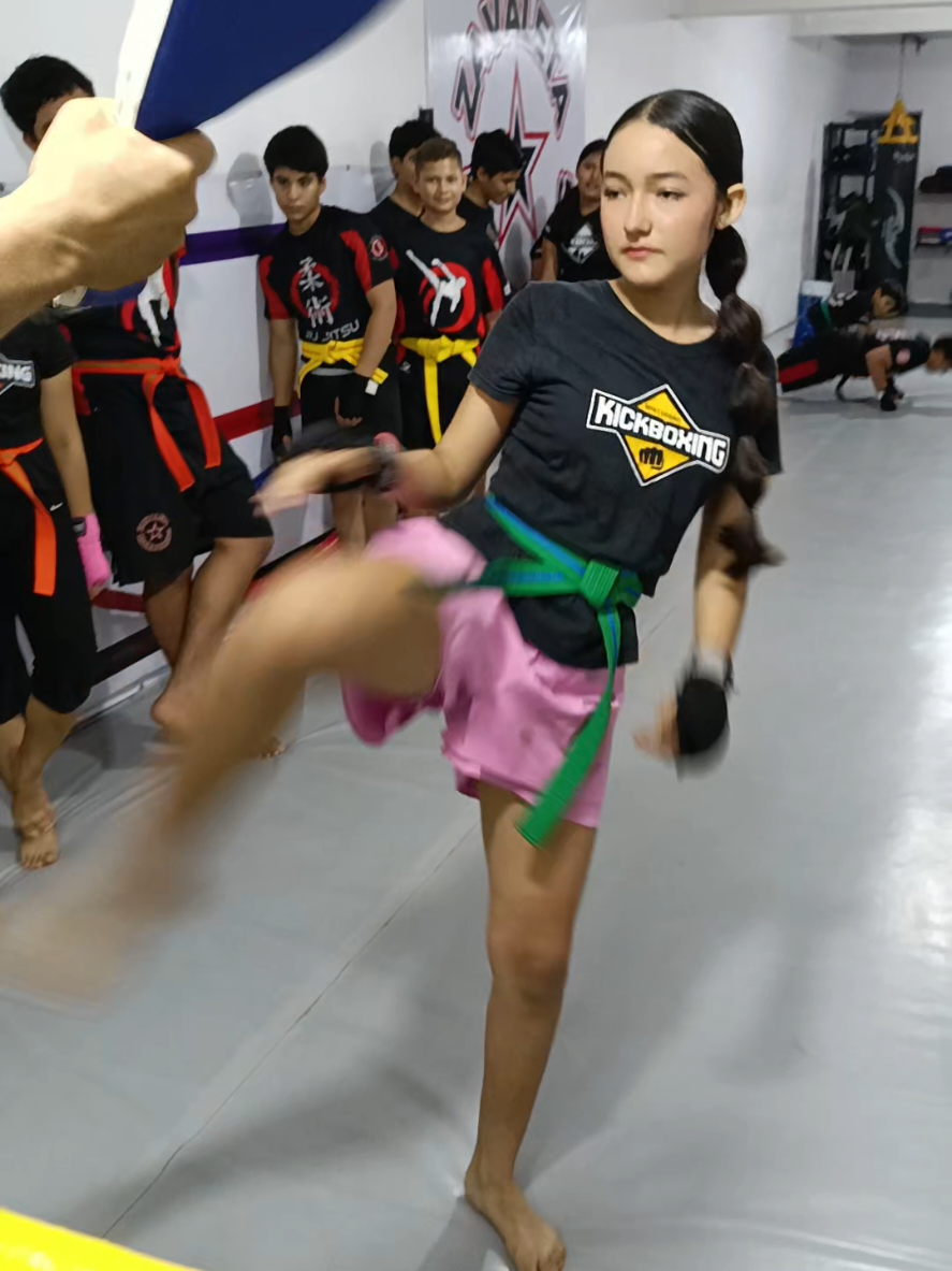 @ZavaletaKickboxing_mma