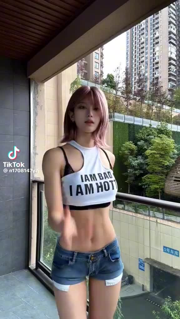 @ジョニー