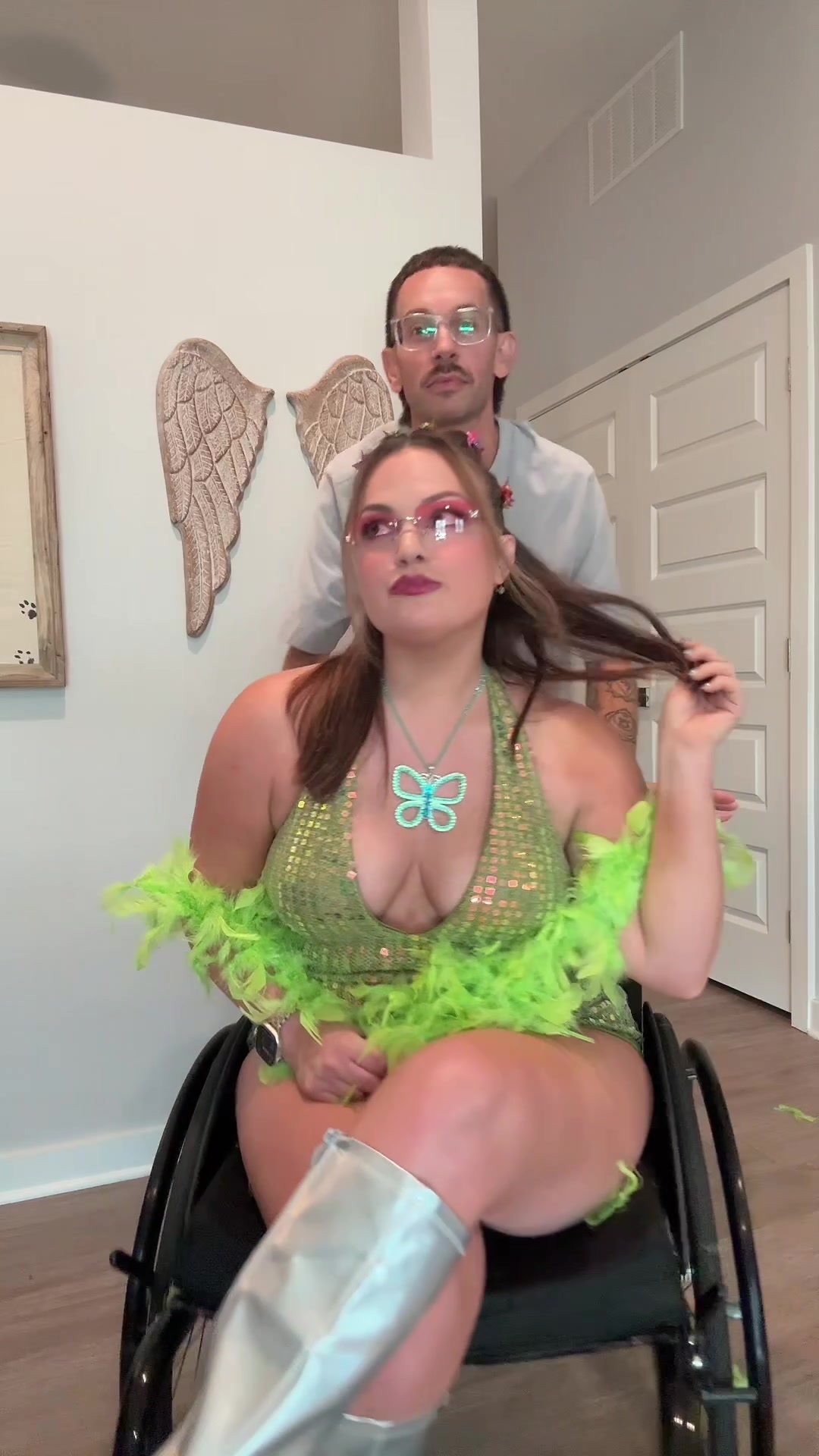 @rollingwithcarly