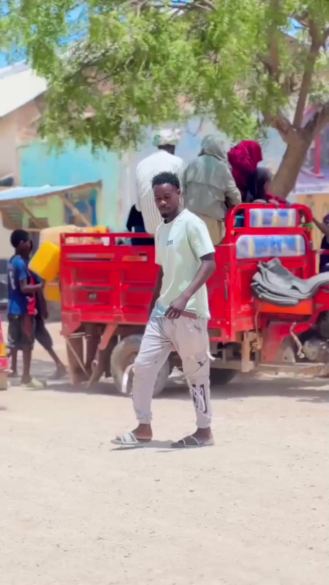 @SIMBA🦅 GANGIS🥷🇸🇴🇦🇿🦅💪