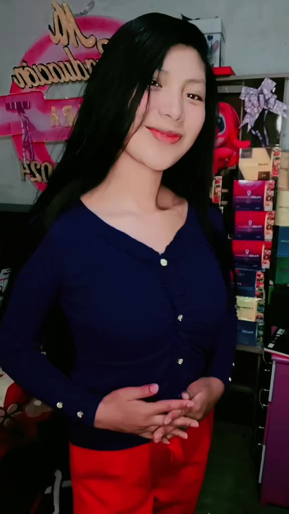 @&hearts;️🦋t&uacute; cholita Elvira 🦋&hearts;️