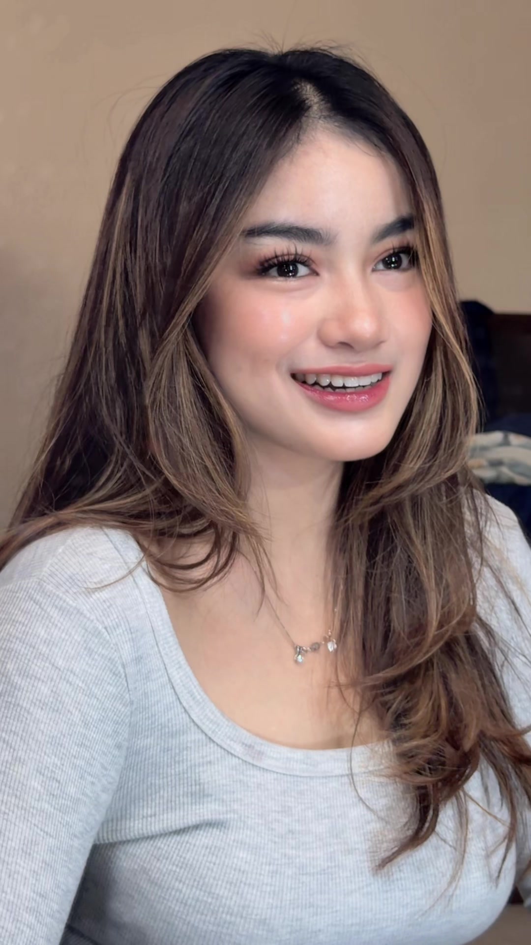 @Nadhieraa