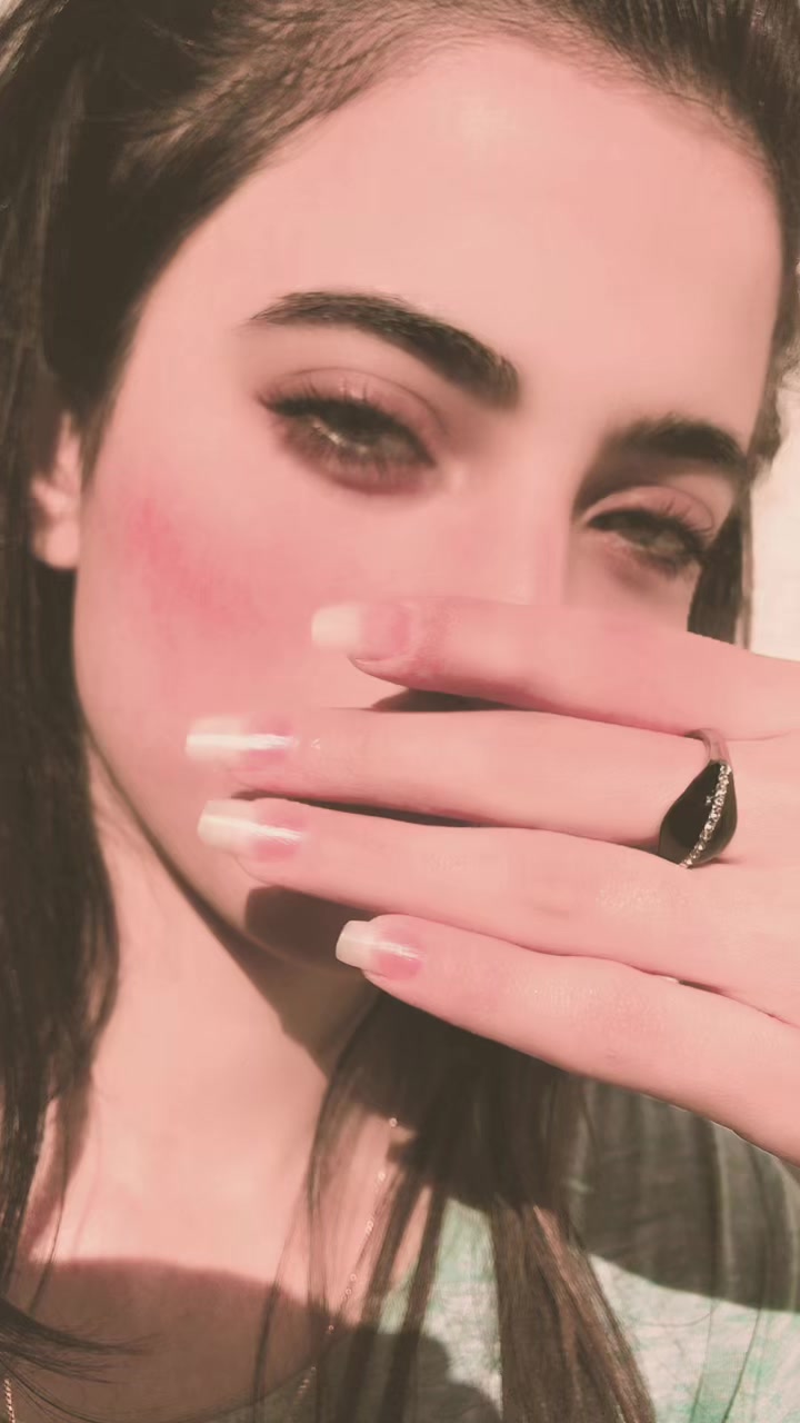@Mahnoor🦢🌸
