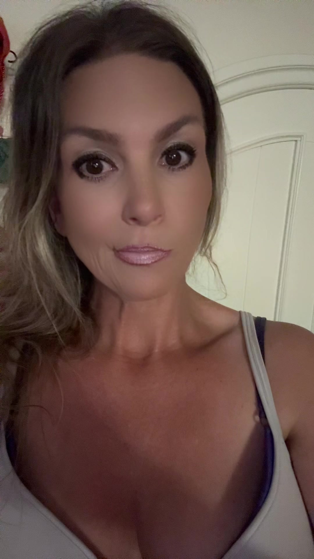 @kellyintherawrr🦖&trade;️