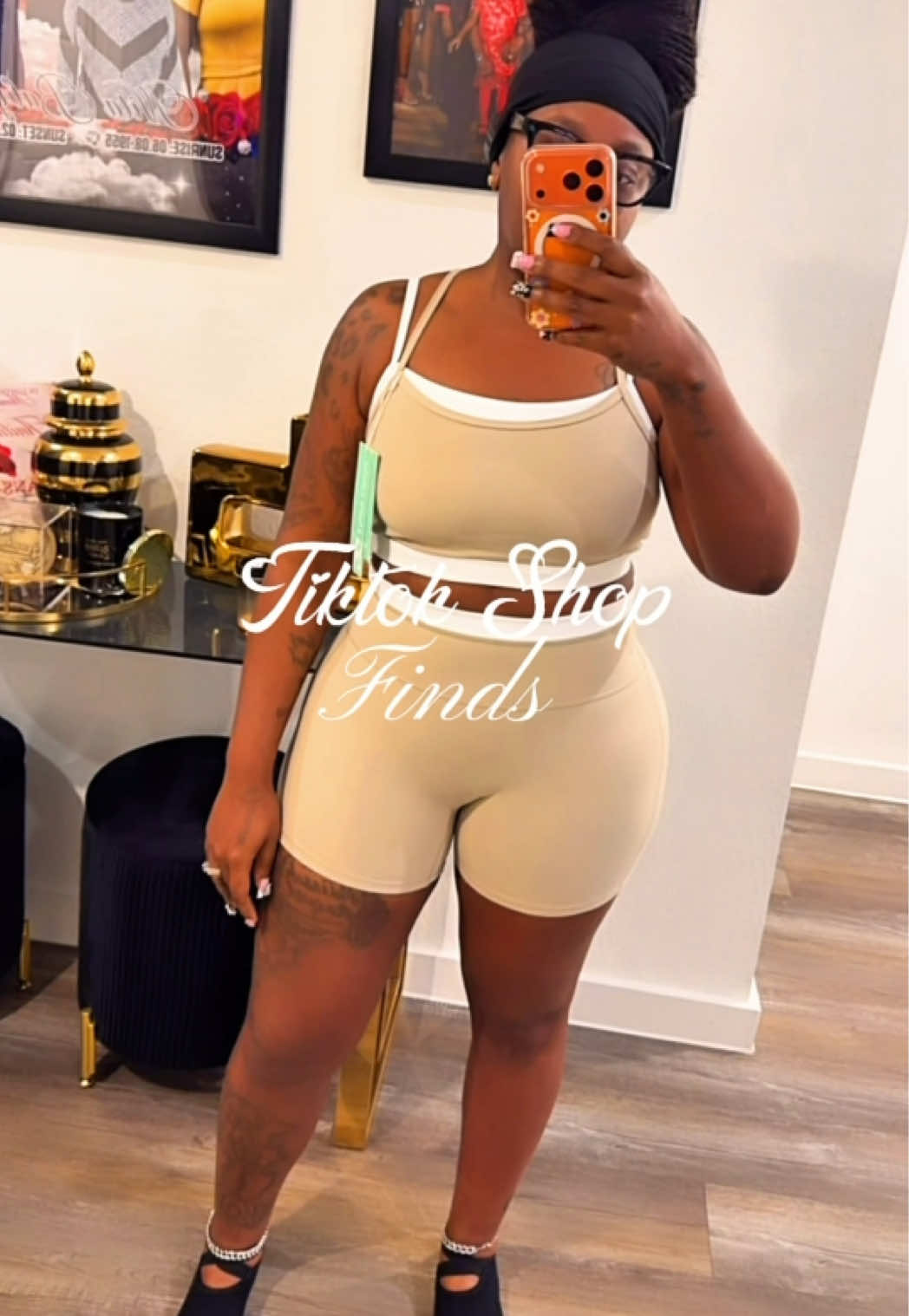 @yummiiecakez
