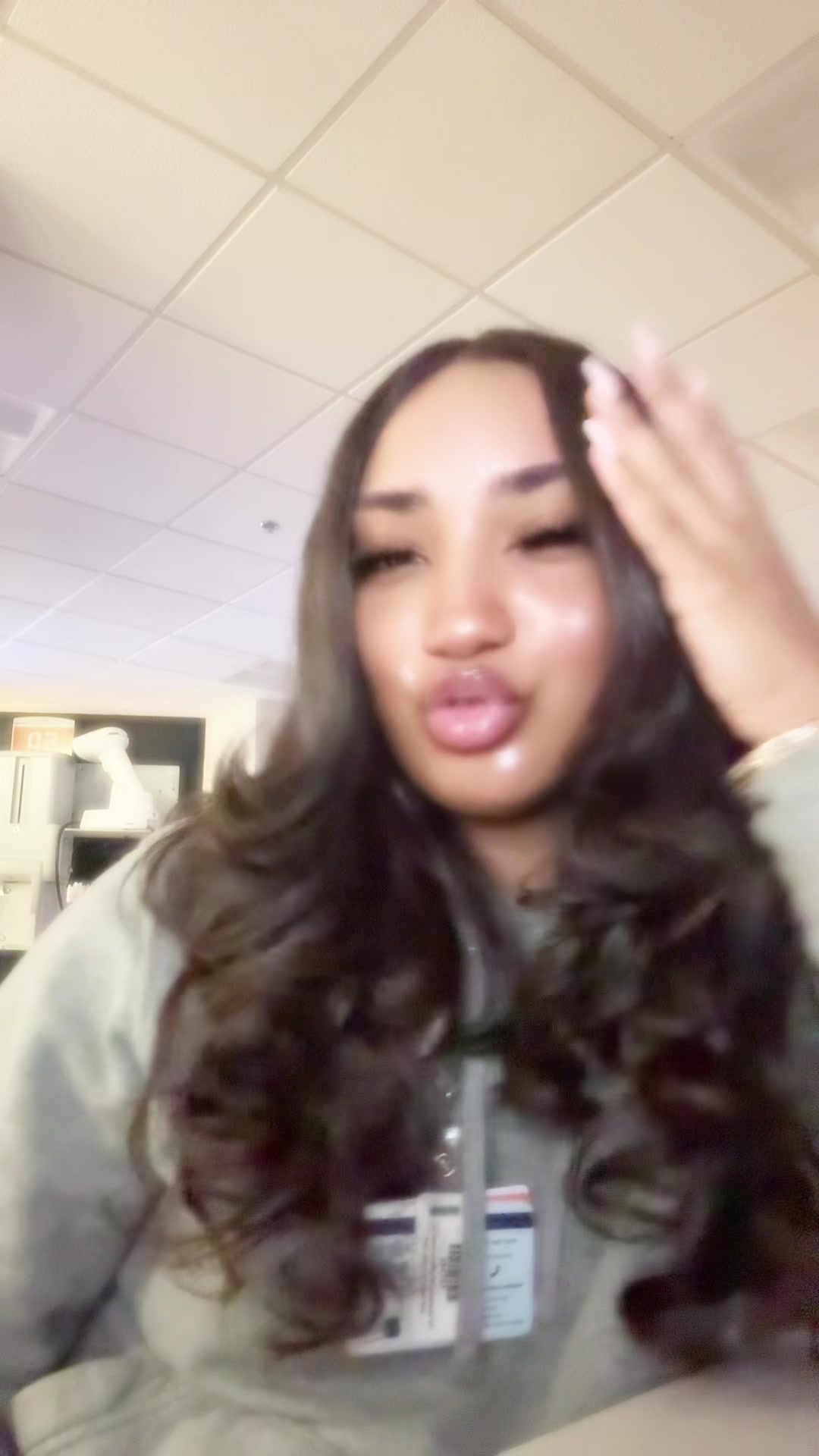 @DominiBrat