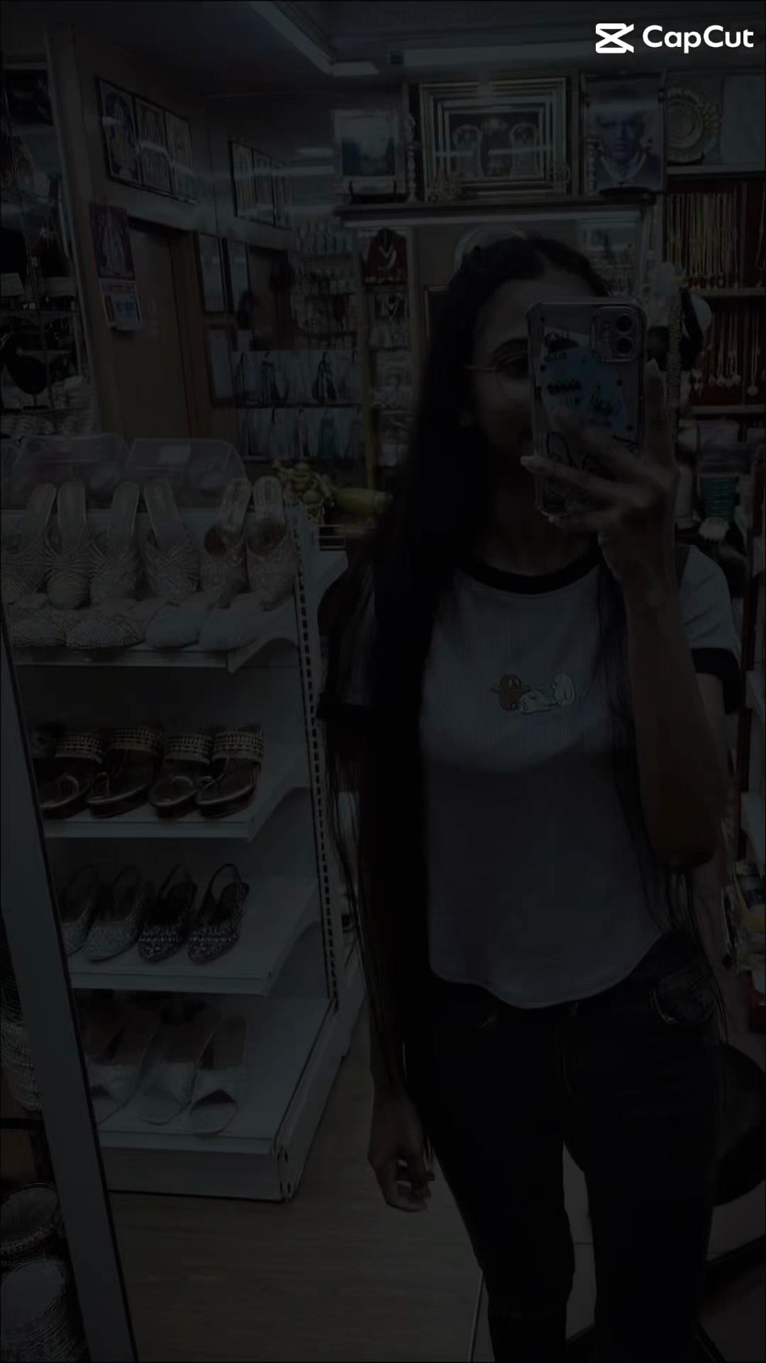 @🦋.