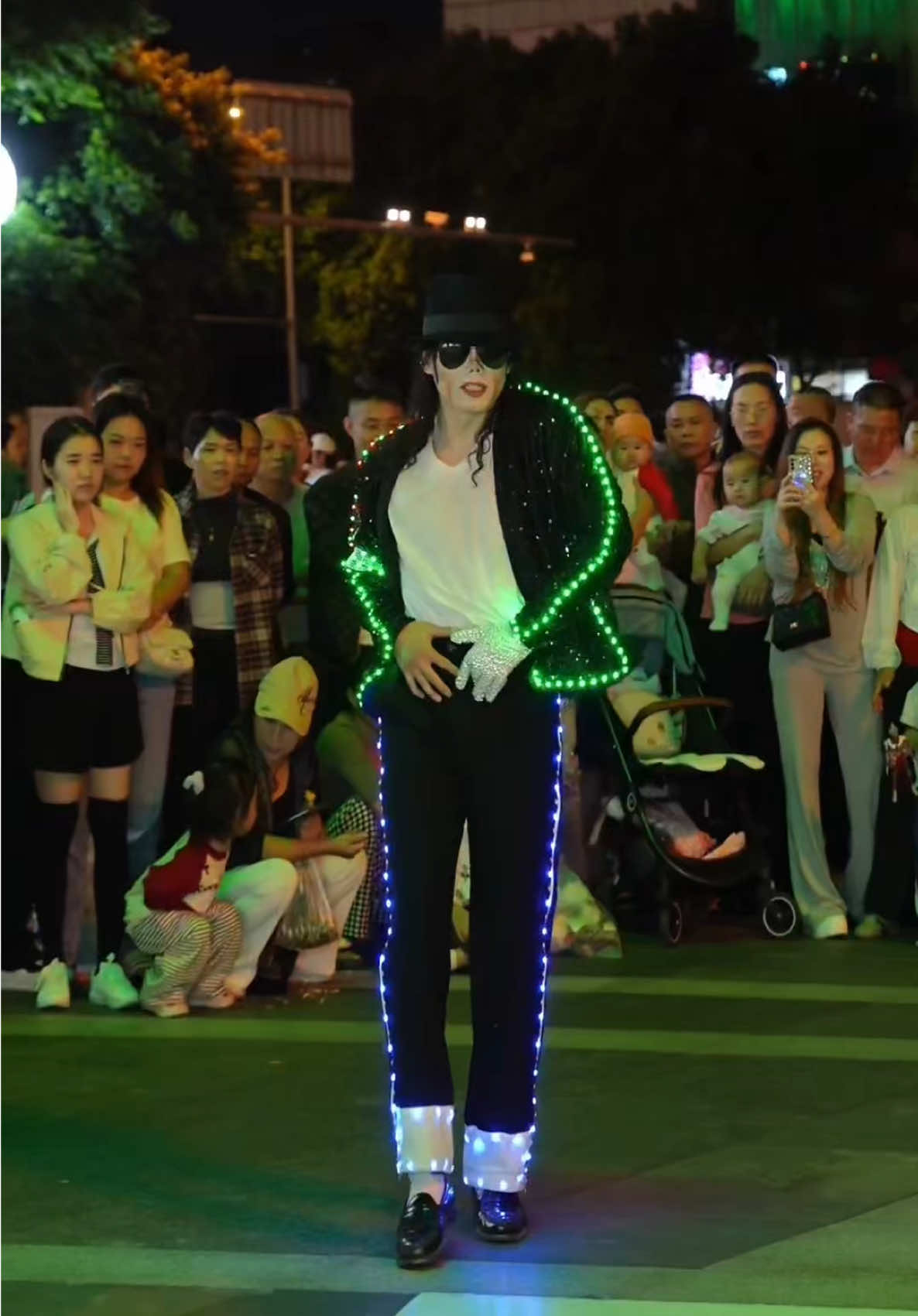 @MichaelJacksonCJ