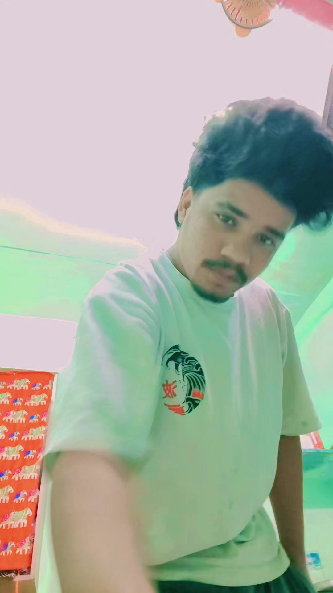 @Dê pü555
