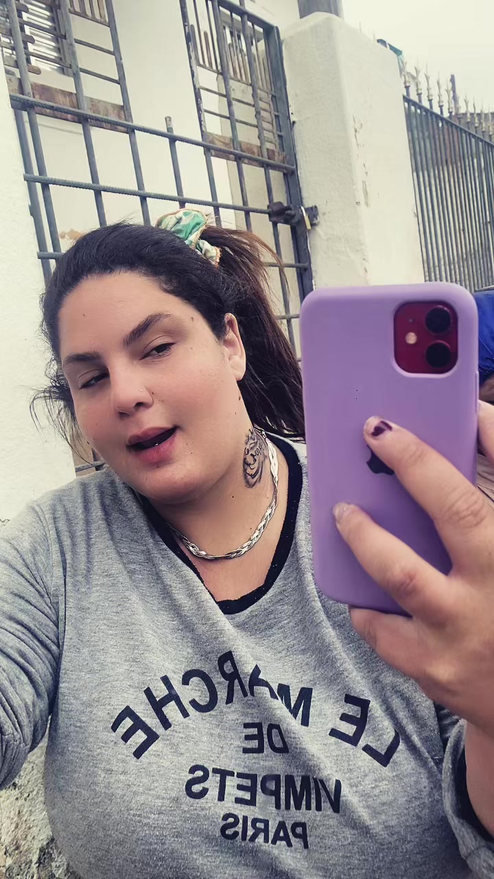 @Loiraa