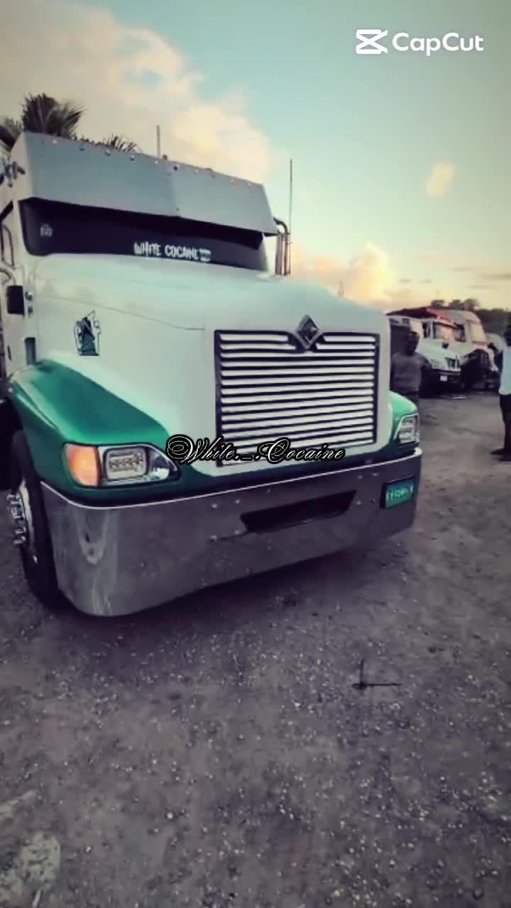 @𝓨𝓸𝓾𝓷𝓰._.𝓽𝓻𝓾𝓬𝓴𝓮𝓻