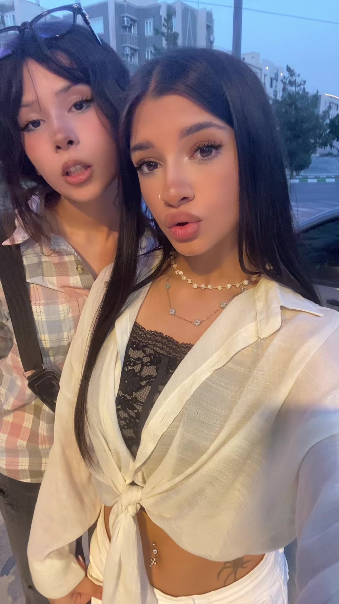 @melika