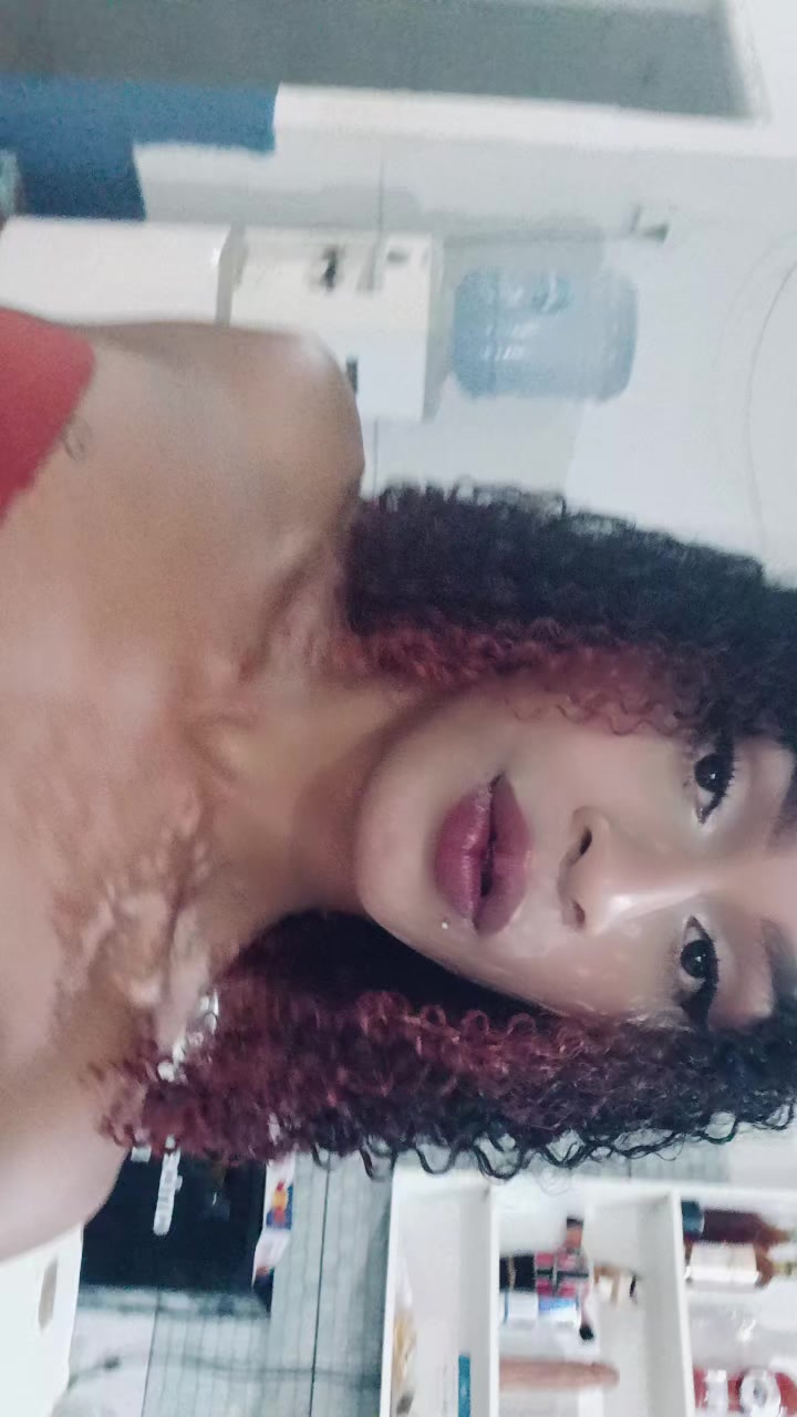 @Luana Dalyla