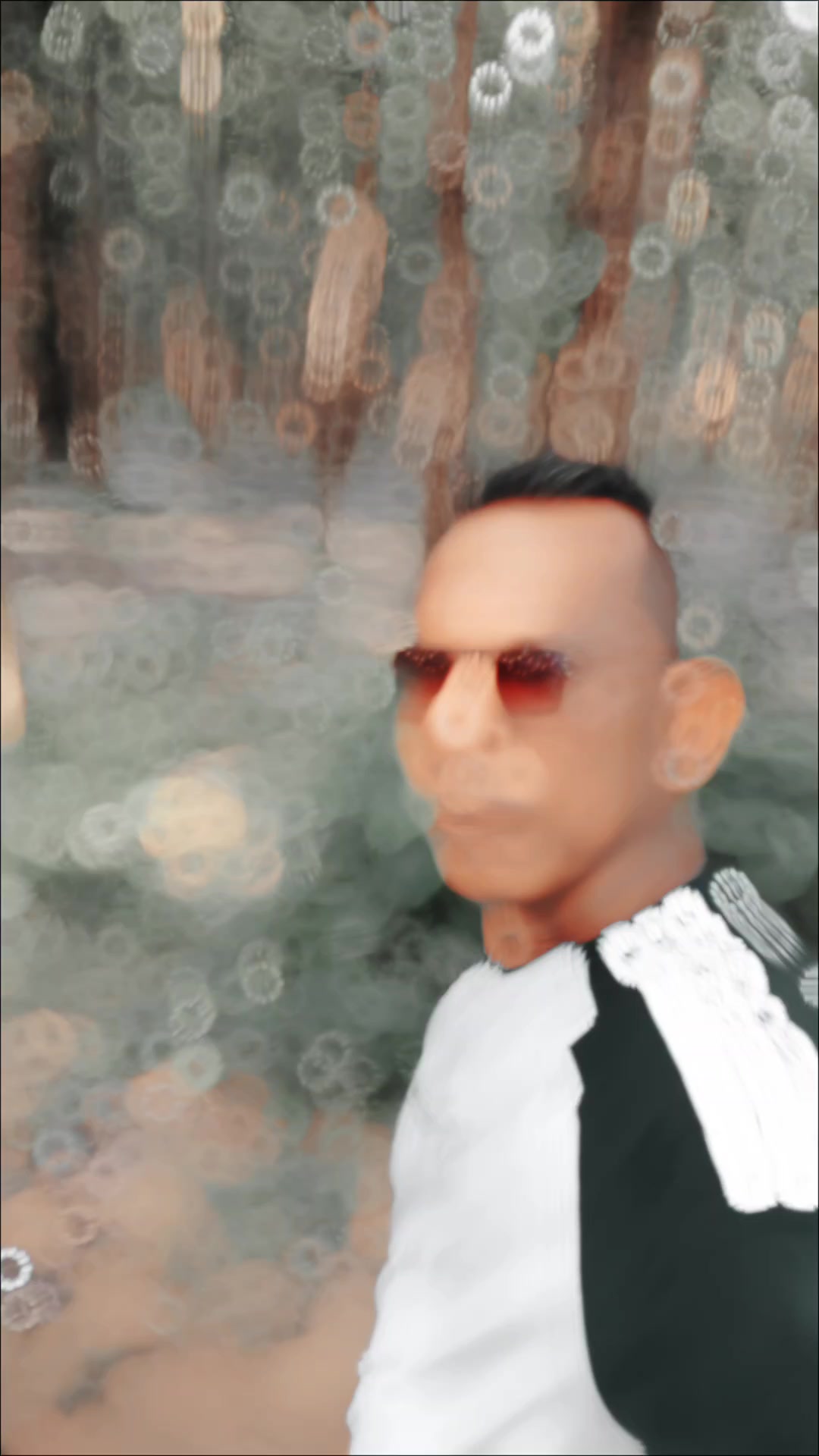 @D̶R̶E̶A̶M̶B̶O̶Y̶ M̶R̶.̶A̶L̶E̶
