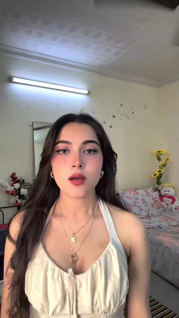 @ANISHA Khadka🧿