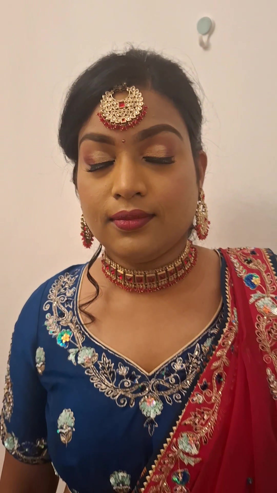 @Ashna_MUA🦋