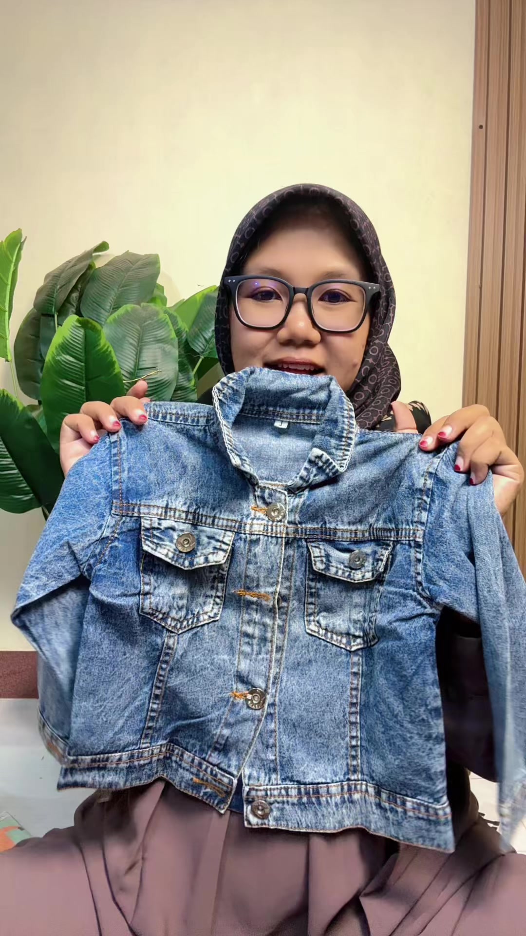 @Mama.aleshaputri