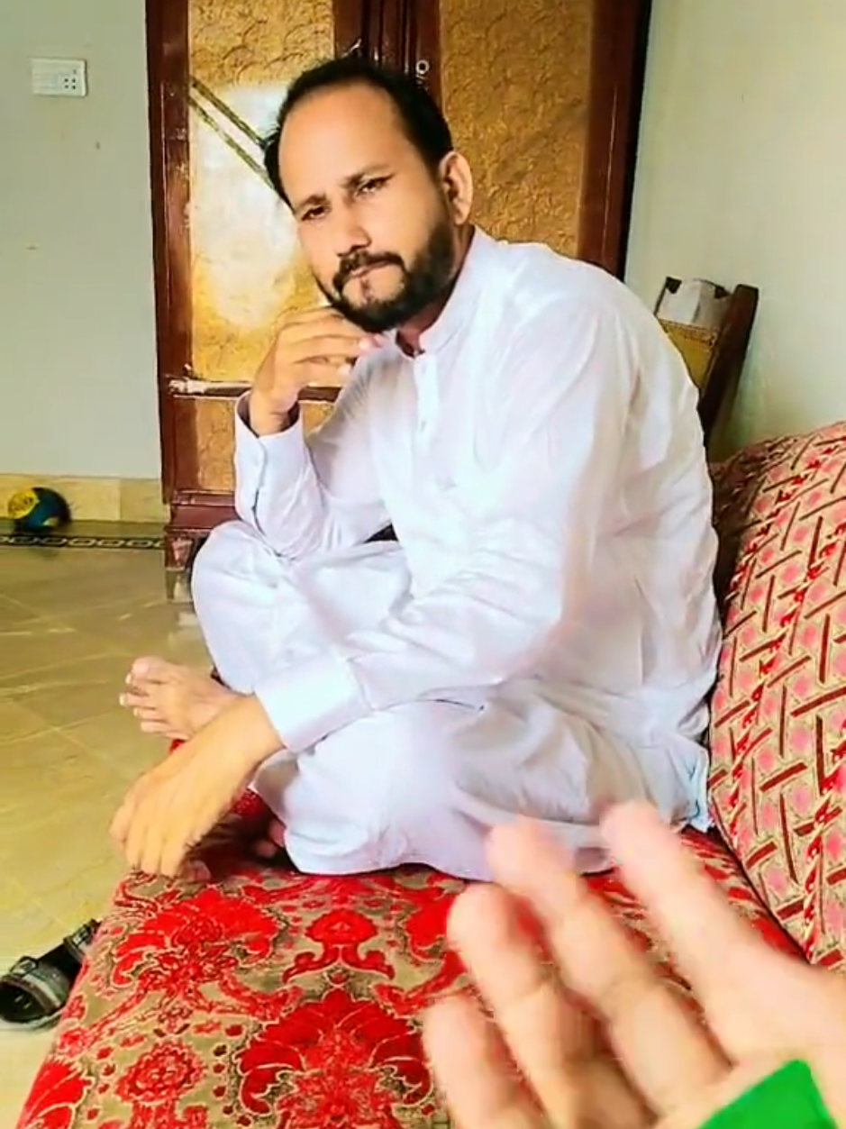 @🦁Ghulam Badshah👑