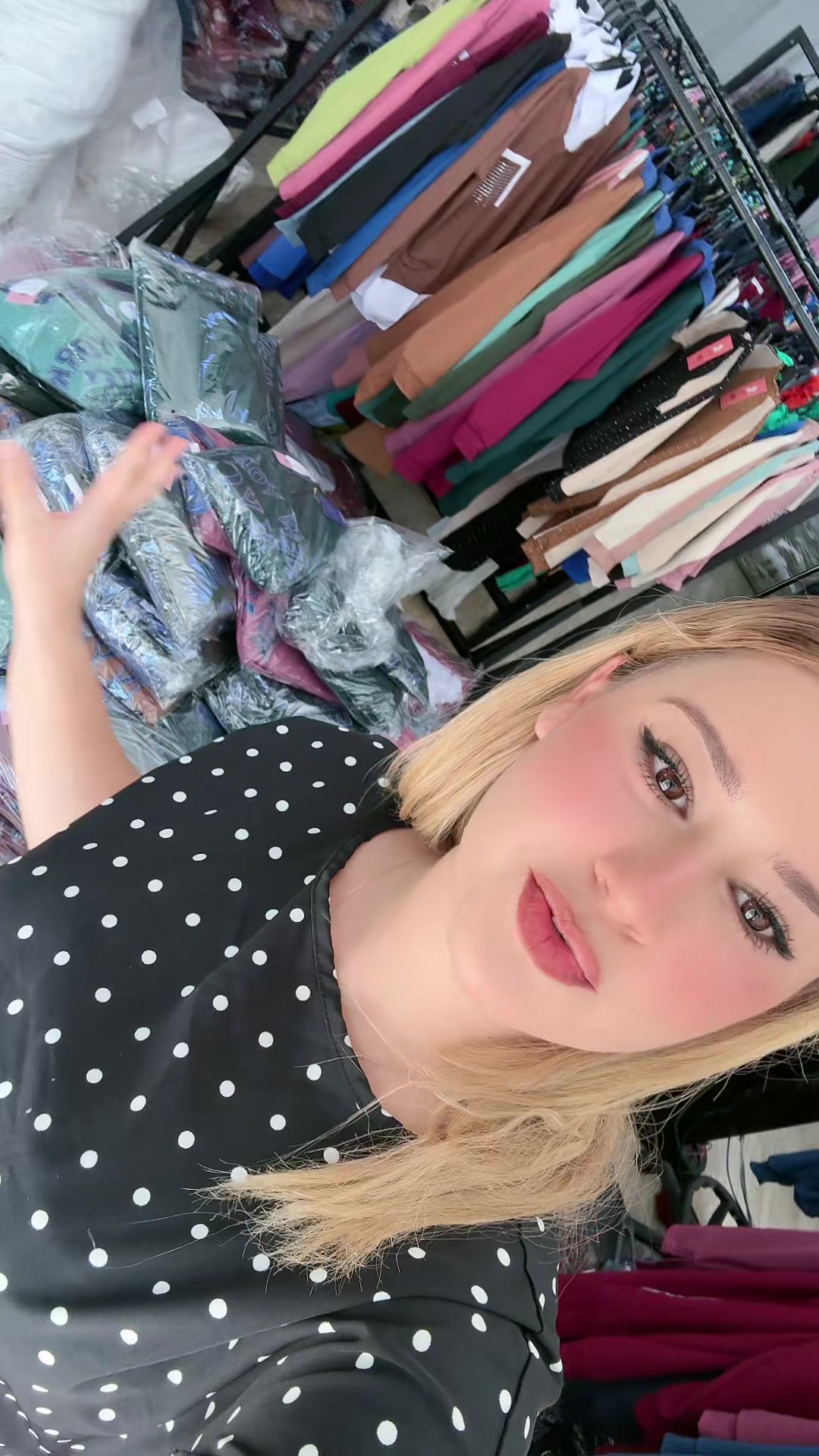 @Ella