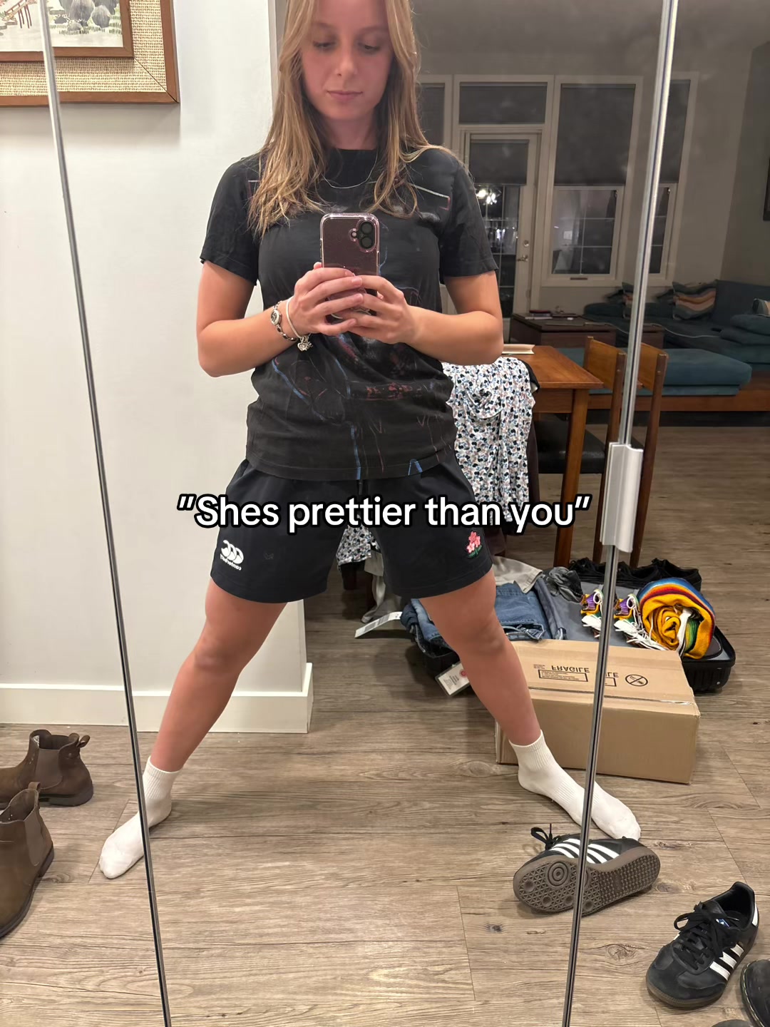 @evie