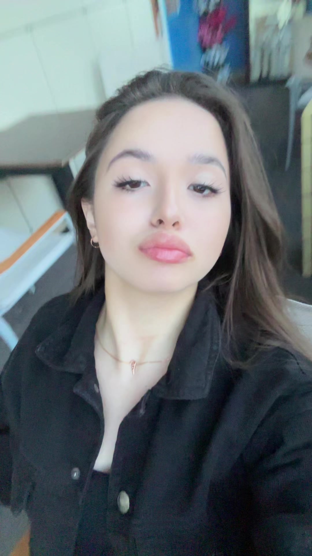 @🐇