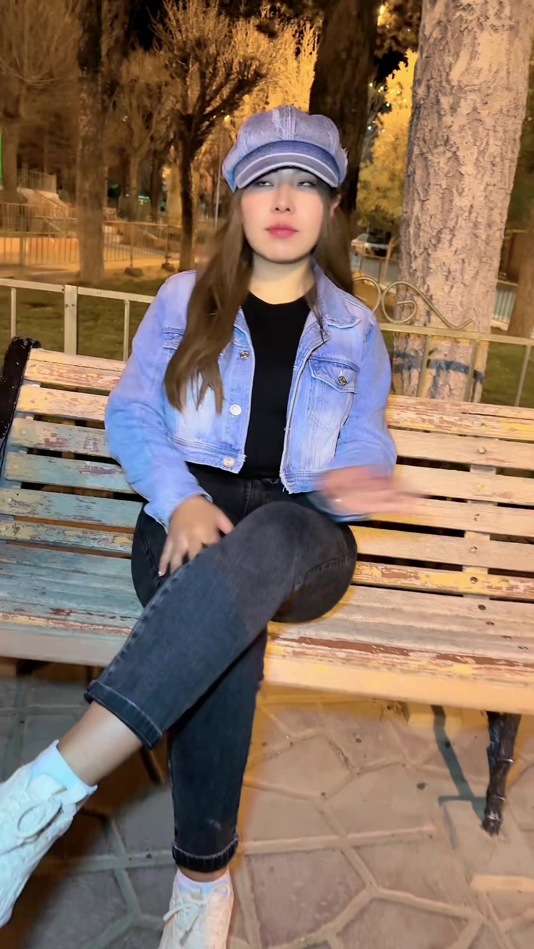 @𝑵𝒂𝒚𝒆𝒍𝒊