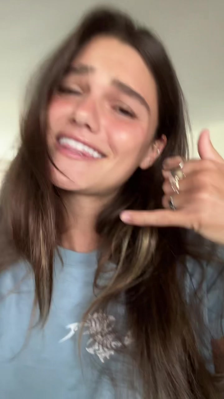 @cammiegrov